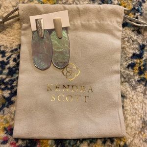 Kendra Scott Jewelry - Kendra Scott Aragon Earring Kendra Scott Jewelry - Kendra Scott Aragon Earring